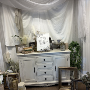 ロビーに好きなものを展示できる|787451さんの定禅寺ガーデンヒルズ迎賓館/FIVESTAR WEDDINGの写真(2621284)