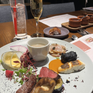 コースを1皿にまとめて試食させていただきました