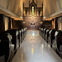 バージンロードに反射し綺麗でした