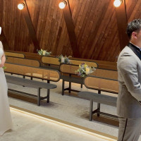 ファーストミートの後は自由に式場の中で写真を撮れる(無料)