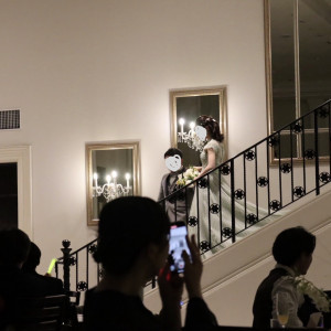 お色直し入場|787490さんのアーヴェリール迎賓館（大宮）/テイクアンドギヴ・ニーズウェディングの写真(2626241)