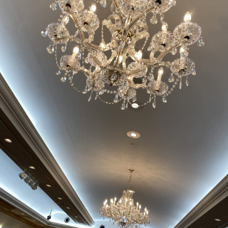 どの部屋もシャンデリアが綺麗でした