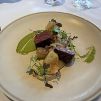 メインの肉料理