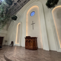 チャペルの1番前