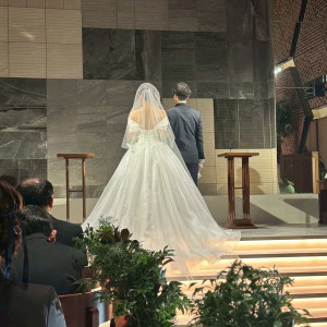 チャペル
3mのヴェール|787786さんのノートルダム横浜みなとみらい/FIVESTAR WEDDINGの写真(2622727)