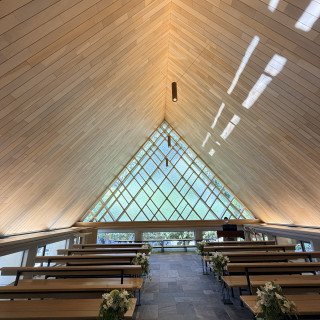 木のぬくもりを感じる