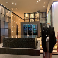 入り口入ってすぐのロビーです。