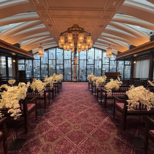 都心でありながら自然光が入るチャペル|788065さんのTHE CONDER HOUSE（ザ・コンダーハウス）の写真(2623861)