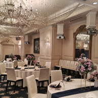 選べる披露宴会場。落ち着いた雰囲気。