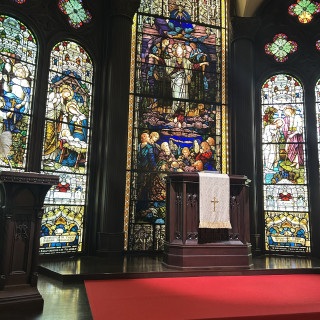 ステンドグラスがとても素敵で感動しました。