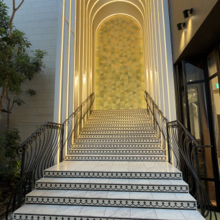 フラワーシャワーのできる階段です。