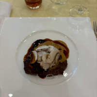 メイン　肉料理