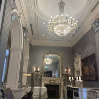 建物に入ったところはホテルみたいでした