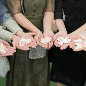 ガーデンでのフラワーシャワー|788367さんのAILE d'ANGE NAGOYA(エル・ダンジュ ナゴヤ)の写真(2624996)