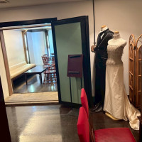 衣装の展示あり