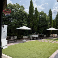 ここで写真を撮ったりデザートビュッフェをしたいと考えている