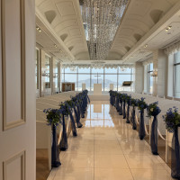 真っ白なチャペル。