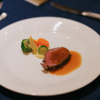 メインの肉料理