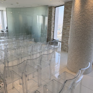 大きな窓がありました