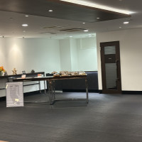 挙式と披露宴の間のパーティースペース