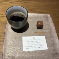 デザートのようにでてきたコーヒーとお茶菓子