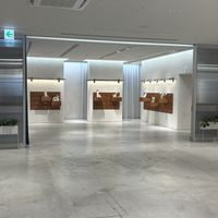 披露宴前のパーティーなどを行う場所
