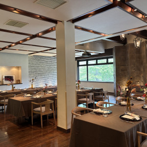 別邸の披露宴会場の机は長机でした|788552さんのザヒルトップテラス奈良の写真(2626122)