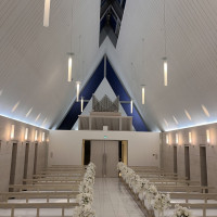 我々本命の会場でした。
17時過ぎの見学でした。