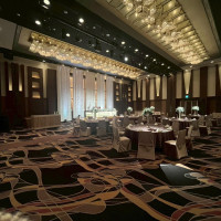 披露宴会場1 シックな雰囲気です