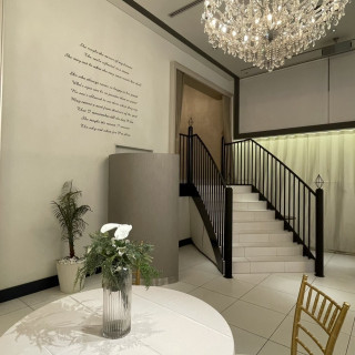 ご飯食べるとこの近くの階段