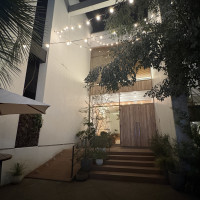 夜でもわりと明るめです