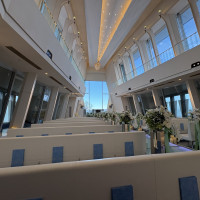 チャペル(幕が上がった状態)