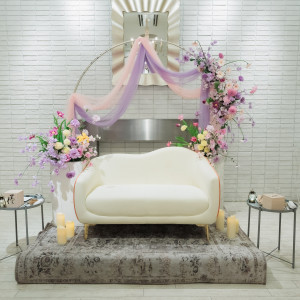 高砂はソファにして、ピンク紫でまとめてもらいました|788831さんのAILE d'ANGE NAGOYA（エル・ダンジュ ナゴヤ）の写真(2627084)