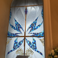 チャペルのステンドグラスです