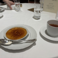 クレープブリュレ。ファーストバイト可能