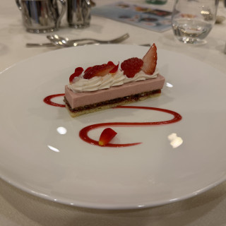 試食で2種類のケーキを食べれました！