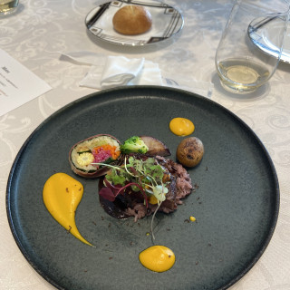 メインの肉料理。とても美味しかったです。