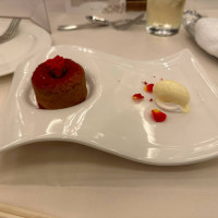 婚礼メニューの最後に出てきたデザートです