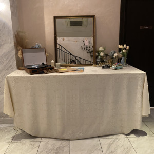 式場本来のウェルカムスペースセッティング|789160さんの南青山サンタキアラ教会の写真(2631722)