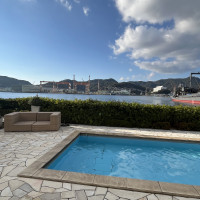 造船所が見えて長崎らしい景観