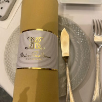 ホワイトゴールドの食器