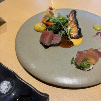 野菜、魚、お肉のメインがのったワンプレート。とてもおいしい。