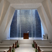 自然な光が入るチャペルでした