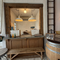 参列する方々の待合室です。