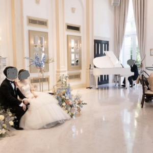 親族がサプライズでピアノを演奏してくれました|789323さんの北山迎賓館/テイクアンドギヴ・ニーズウェディングの写真(2628917)