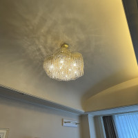 シャンデリアあり