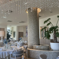 披露宴会場　オープンキッチン側