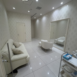 披露宴会場の隣にある控室