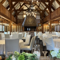 ナチュラルテイストの素敵な披露宴会場