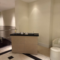 結婚式場の受付です。